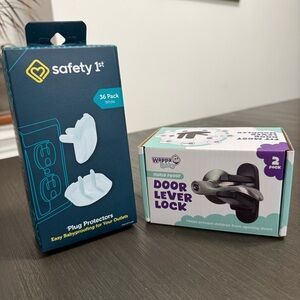 Safety 1st Plug Protectors and Wappa Baby Door Lever Lock Set of 2